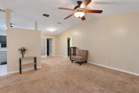 Villa ou maison à vendre à Zephyrhills, Floride: 3 chambres, 116.31 m2 № 2420058 - photo 6