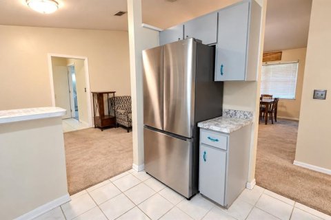 Villa ou maison à vendre à Zephyrhills, Floride: 3 chambres, 116.31 m2 № 2420058 - photo 8