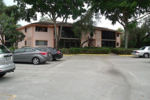 Condo à Tamarac, Floride, 1 chambre  № 1982432