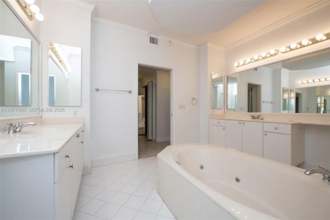 Copropriété à louer à Doral, Floride: 3 chambres, 158.86 m2 № 2032779 - photo 14