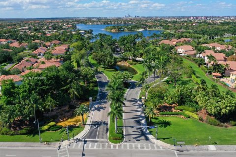 Copropriété à louer à Doral, Floride: 3 chambres, 158.86 m2 № 2032779 - photo 17
