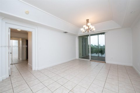 Copropriété à louer à Doral, Floride: 3 chambres, 158.86 m2 № 2032779 - photo 4