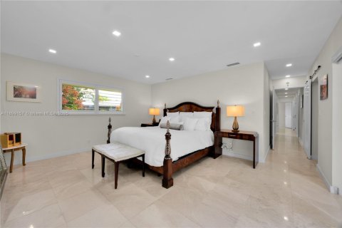 Villa ou maison à vendre à Cutler Bay, Floride: 5 chambres, 309.36 m2 № 1951162 - photo 9