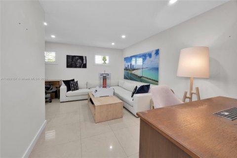 Villa ou maison à vendre à Cutler Bay, Floride: 5 chambres, 309.36 m2 № 1951162 - photo 22
