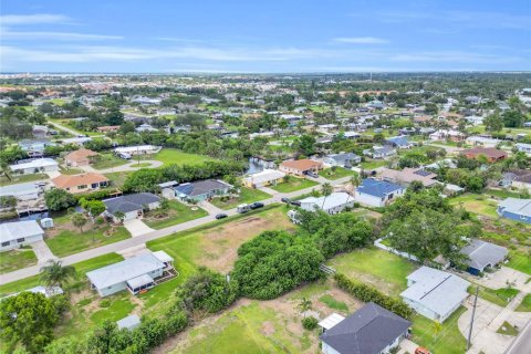 Снять в аренду виллу или дом в Пунта-Горда, Флорида 3 комнаты, 118.26м2, № 1805638 - фото 6