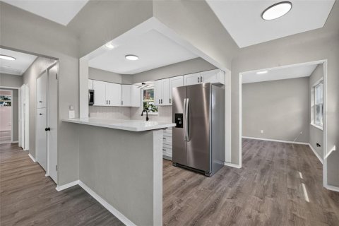 Casa en venta en Gulfport, Florida, 3 dormitorios, 100.33 m2 № 2383673 - foto 6