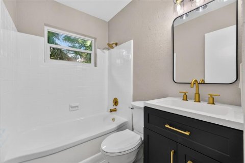 Casa en venta en Gulfport, Florida, 3 dormitorios, 100.33 m2 № 2383673 - foto 14