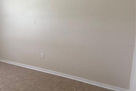 Appartement à louer à Lakeland, Floride: 2 chambres, 154.59 m2 № 2431100 - photo 5