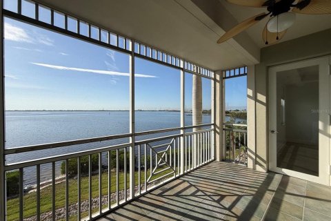 Condo in Port Charlotte, Florida, 3 bedrooms  № 2214909 - photo 7