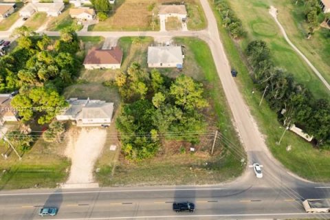 Terrain à vendre à Lehigh Acres, Floride № 2054752 - photo 4