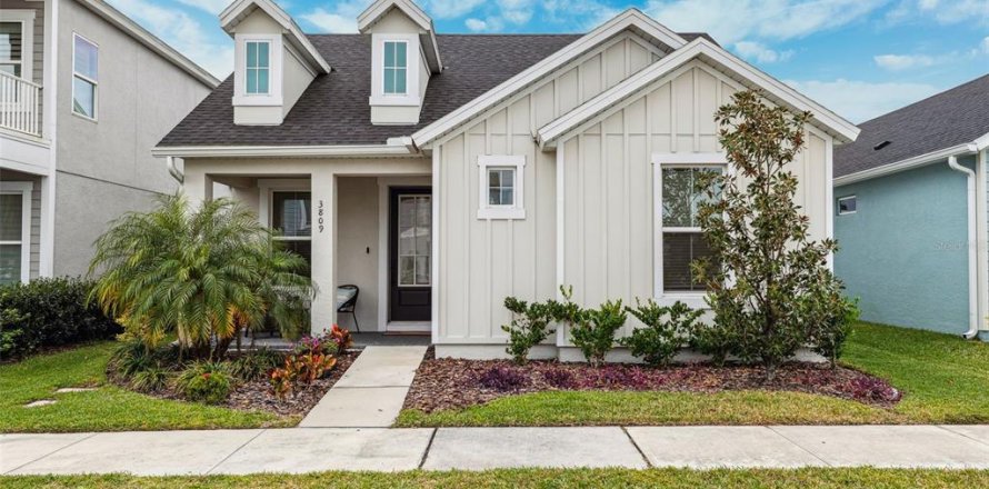 House in Wesley Chapel, Florida 3 bedrooms, 175.31 sq.m. № 1545996