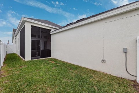 House in Wesley Chapel, Florida 3 bedrooms, 175.31 sq.m. № 1545996 - photo 24