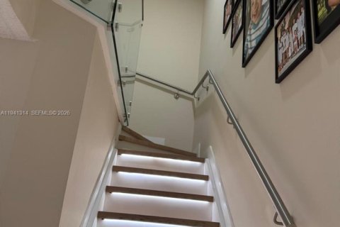 Copropriété à vendre à Miami, Floride: 3 chambres, 121.52 m2 № 1999268 - photo 26