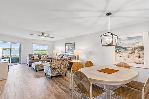 Copropriété à louer à Sarasota, Floride: 2 chambres, 89.09 m2 № 829155 - photo 13