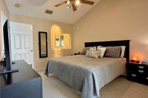 Townhouse in Palm Harbor, Florida 2 bedrooms, 110.55 sq.m. № 2226365 - photo 21