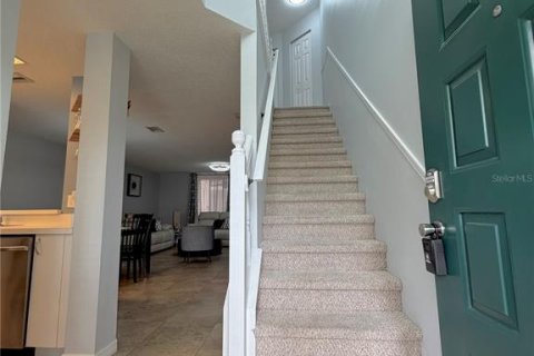 Townhouse in Palm Harbor, Florida 2 bedrooms, 110.55 sq.m. № 2226365 - photo 3