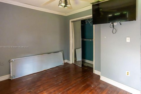 Casa en venta en Homestead, Florida, 4 dormitorios, 232.72 m2 № 1891329 - foto 23