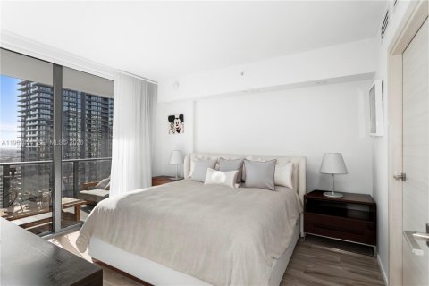 Condominio en alquiler en Miami, Florida, 2 dormitorios, 116.41 m2 № 2030219 - foto 13