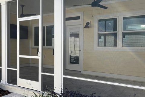 Villa ou maison à vendre à Oxford, Floride: 2 chambres, 71.72 m2 № 1514915 - photo 2