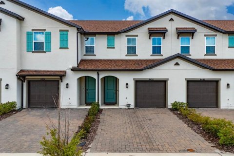 Adosado en venta en Kissimmee, Florida, 3 dormitorios, 142.51 m2 № 1900727 - foto 1