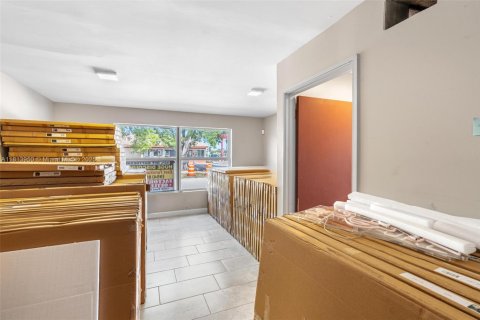 Commercial property in Oakland Park, Florida № 1942688 - photo 28
