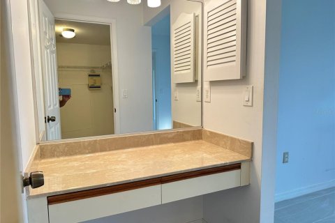 Copropriété à louer à Sarasota, Floride: 2 chambres, 118.36 m2 № 1680181 - photo 30