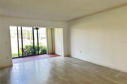 Copropriété à louer à Sarasota, Floride: 2 chambres, 118.36 m2 № 1680181 - photo 17