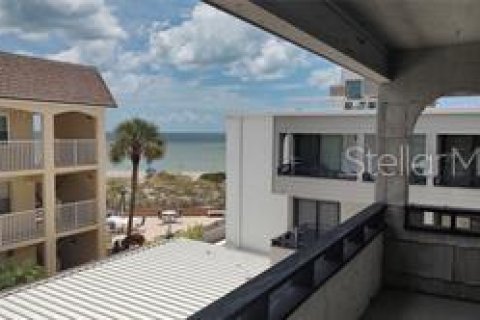 Condominio en alquiler en Venice, Florida, 2 dormitorios, 86.77 m2 № 2106107 - foto 3