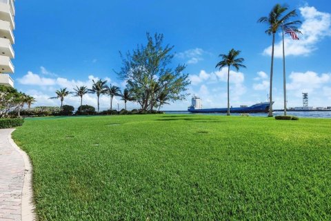 Снять в аренду кондоминиум в Форт-Лодердейл, Флорида 1 спальня, 83.61м2, № 2035028 - фото 5