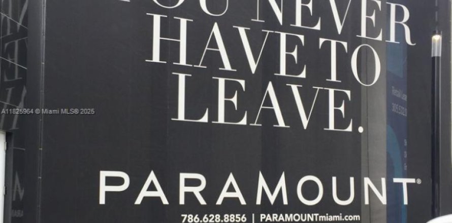 Condominio en Miami, Florida, 3 dormitorios  № 1794305