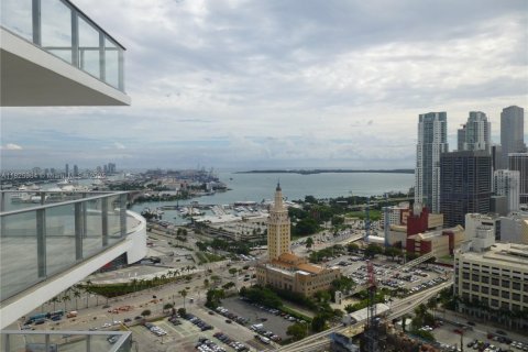 Condominio en alquiler en Miami, Florida, 3 dormitorios, 201.13 m2 № 1794305 - foto 6