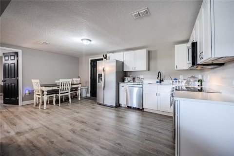 Casa en venta en Fort Meade, Florida, 4 dormitorios, 124.86 m2 № 2216350 - foto 6