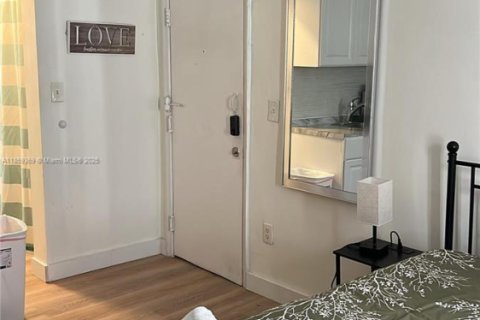 Copropriété à louer à Miami Beach, Floride: 51.1 m2 № 1887938 - photo 4