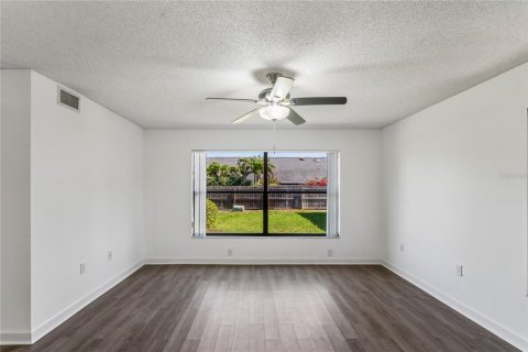 Copropriété à louer à Clearwater, Floride: 1 chambre, 70.61 m2 № 2111706 - photo 6