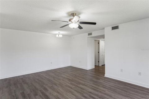 Copropriété à louer à Clearwater, Floride: 1 chambre, 70.61 m2 № 2111706 - photo 7