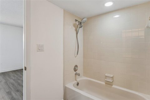 Copropriété à louer à Clearwater, Floride: 1 chambre, 70.61 m2 № 2111706 - photo 19