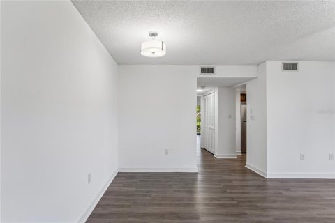 Copropriété à louer à Clearwater, Floride: 1 chambre, 70.61 m2 № 2111706 - photo 14