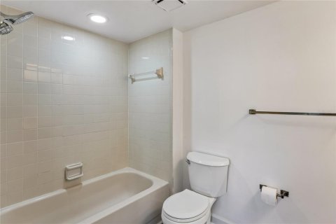 Copropriété à louer à Clearwater, Floride: 1 chambre, 70.61 m2 № 2111706 - photo 17