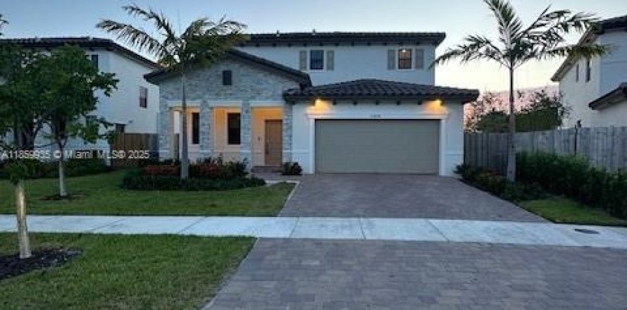 Villa ou maison à Homestead, Floride 5 chambres, 224.64 m2 № 1888374