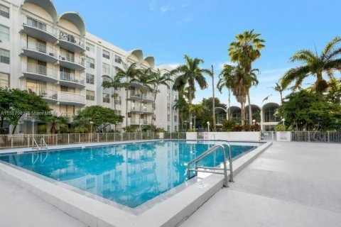 Купить кондоминиум в Майами, Флорида 2 спальни, 109.16м2, № 1942037 - фото 11