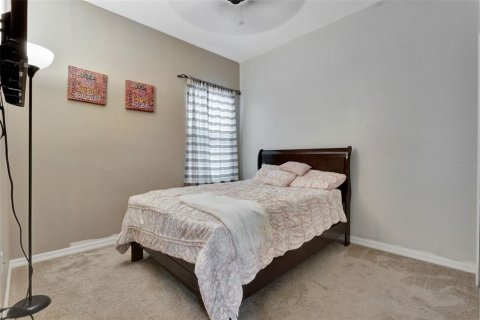 Villa ou maison à louer à Haines City, Floride: 4 chambres, 166.48 m2 № 1771935 - photo 15