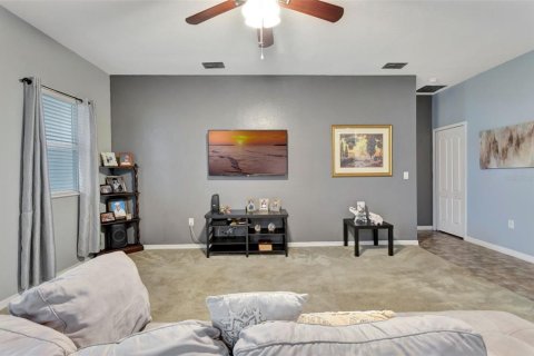 Villa ou maison à louer à Haines City, Floride: 4 chambres, 166.48 m2 № 1771935 - photo 6