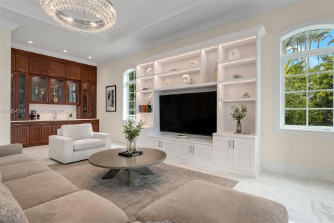 Villa ou maison à vendre à Pinecrest, Floride: 9 chambres, 1075.34 m2 № 2025217 - photo 3