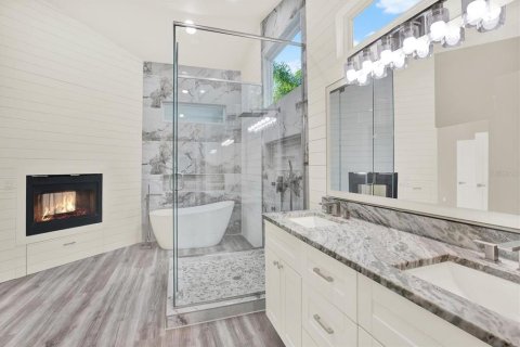 Casa en venta en Tampa, Florida, 4 dormitorios, 208.1 m2 № 1851336 - foto 30