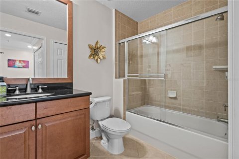 Condo in Four Corners, Florida, 3 bedrooms  № 2195392 - photo 19