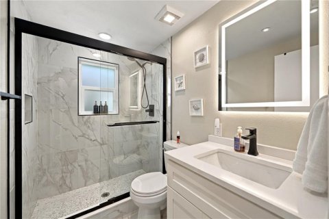 Villa ou maison à louer à Bradenton, Floride: 4 chambres, 140.47 m2 № 2388181 - photo 23