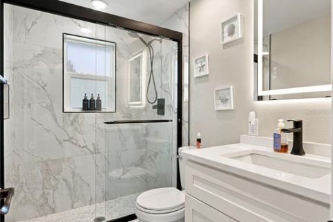 Villa ou maison à louer à Bradenton, Floride: 4 chambres, 140.47 m2 № 2388181 - photo 24