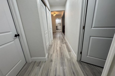 Villa ou maison à vendre à West Palm Beach, Floride: 5 chambres, 180.6 m2 № 2089480 - photo 29
