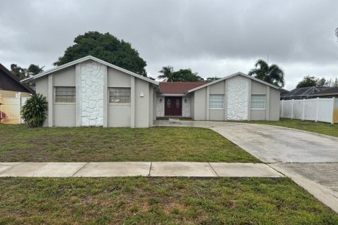 Villa ou maison à West Palm Beach, Floride 5 chambres, 180.6 m2 № 2089480