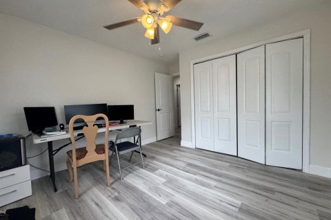 Villa ou maison à vendre à West Palm Beach, Floride: 5 chambres, 180.6 m2 № 2089480 - photo 21